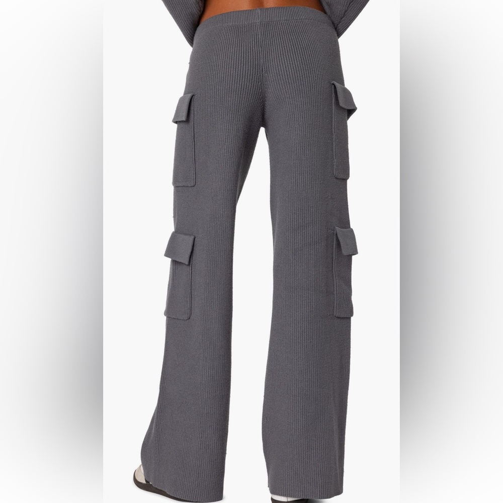 Gray Ribbed Knit Wide-Leg Pants - Picture 2 of 4